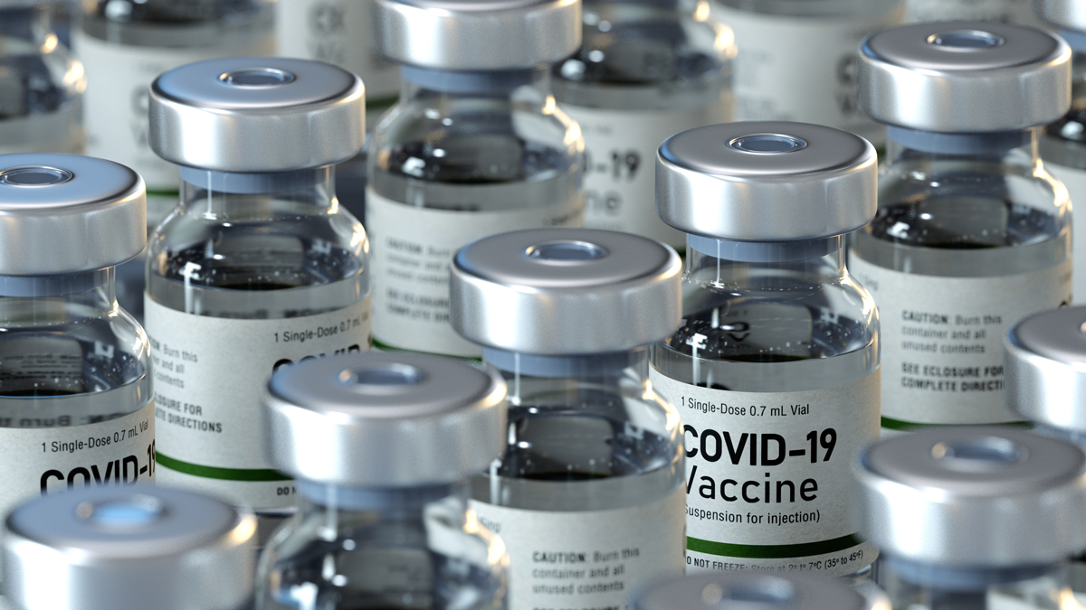 6 Ways to Conquer Your Fear Of Needles to Get the COVID-19 Vaccine