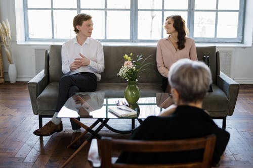 What Does Marriage Counseling Consist of?